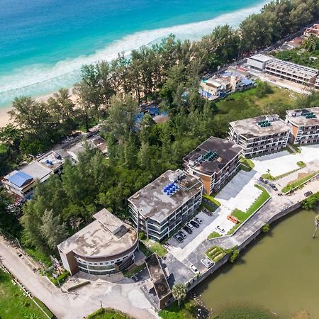 Naithon Beachfront Condotel Esterno foto